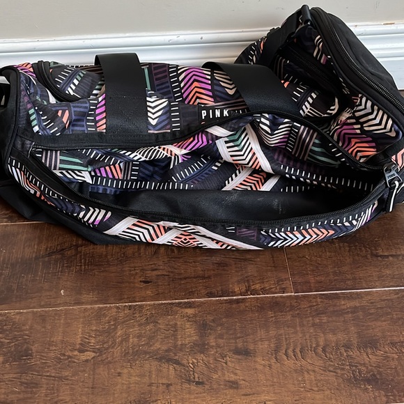 PINK by Victoria’s Secret Duffle Bag - Picture 3 of 7